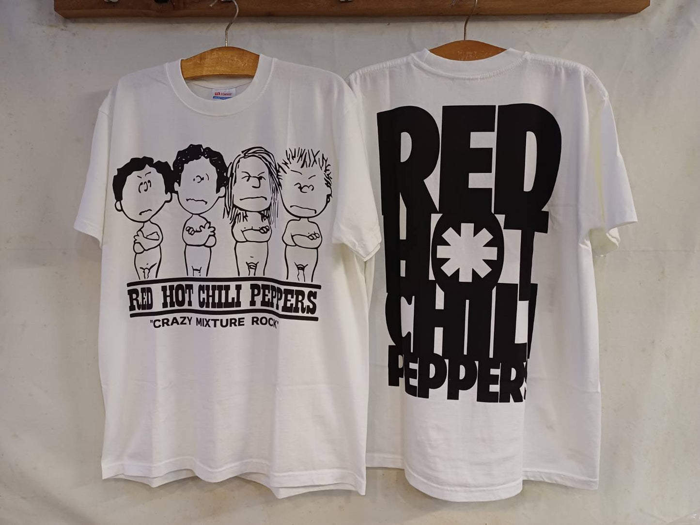RED HOT CHILI PEPPERS 1